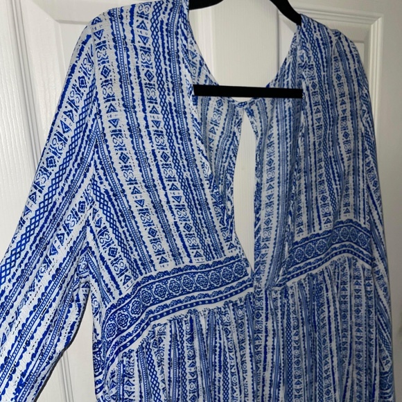 Blue and White Patterned Dress/Bathing Suit Cover Up - Picture 2 of 6